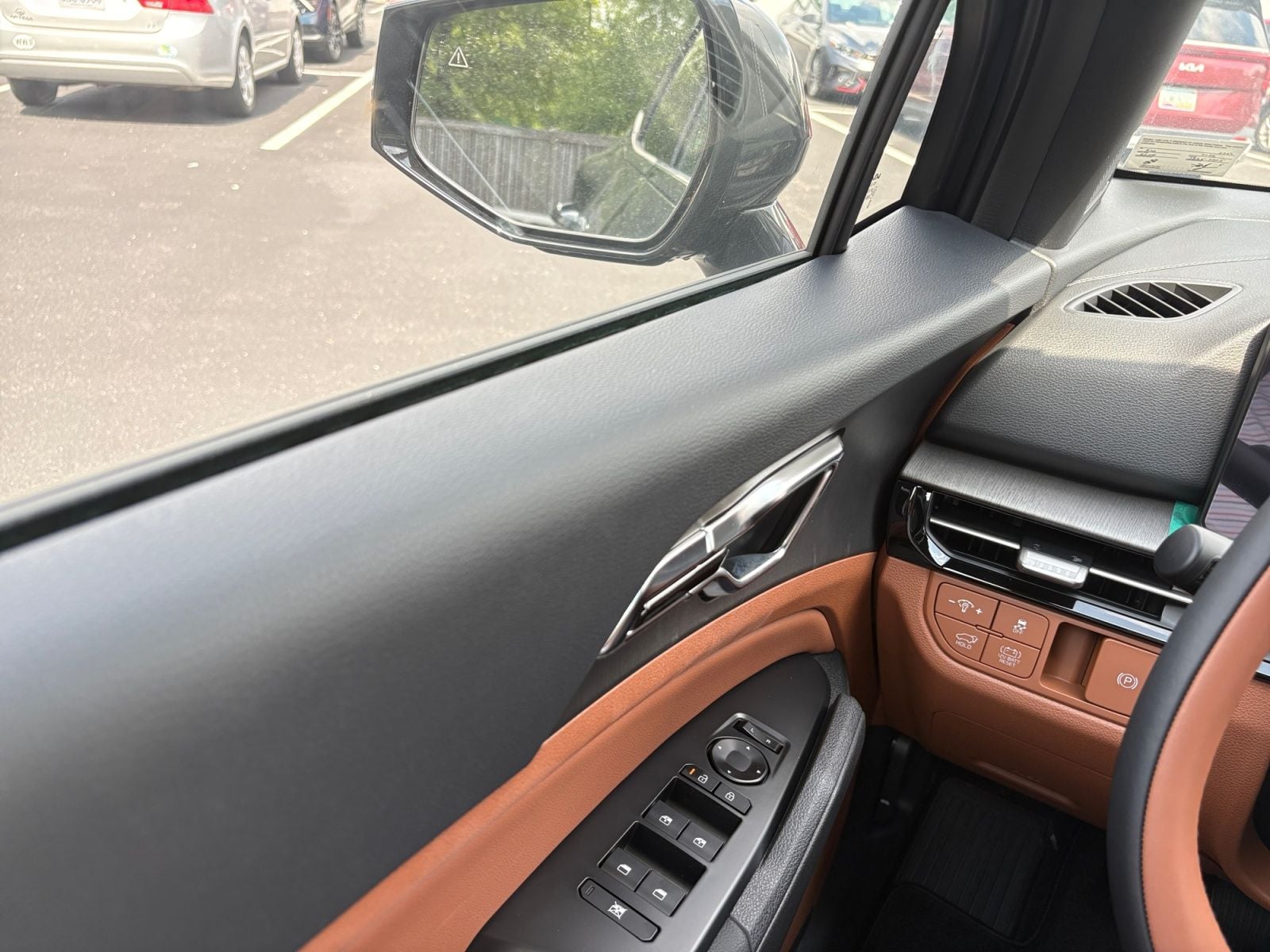 New 2026 Kia Sportage Hybrid X-Line - photo - 23