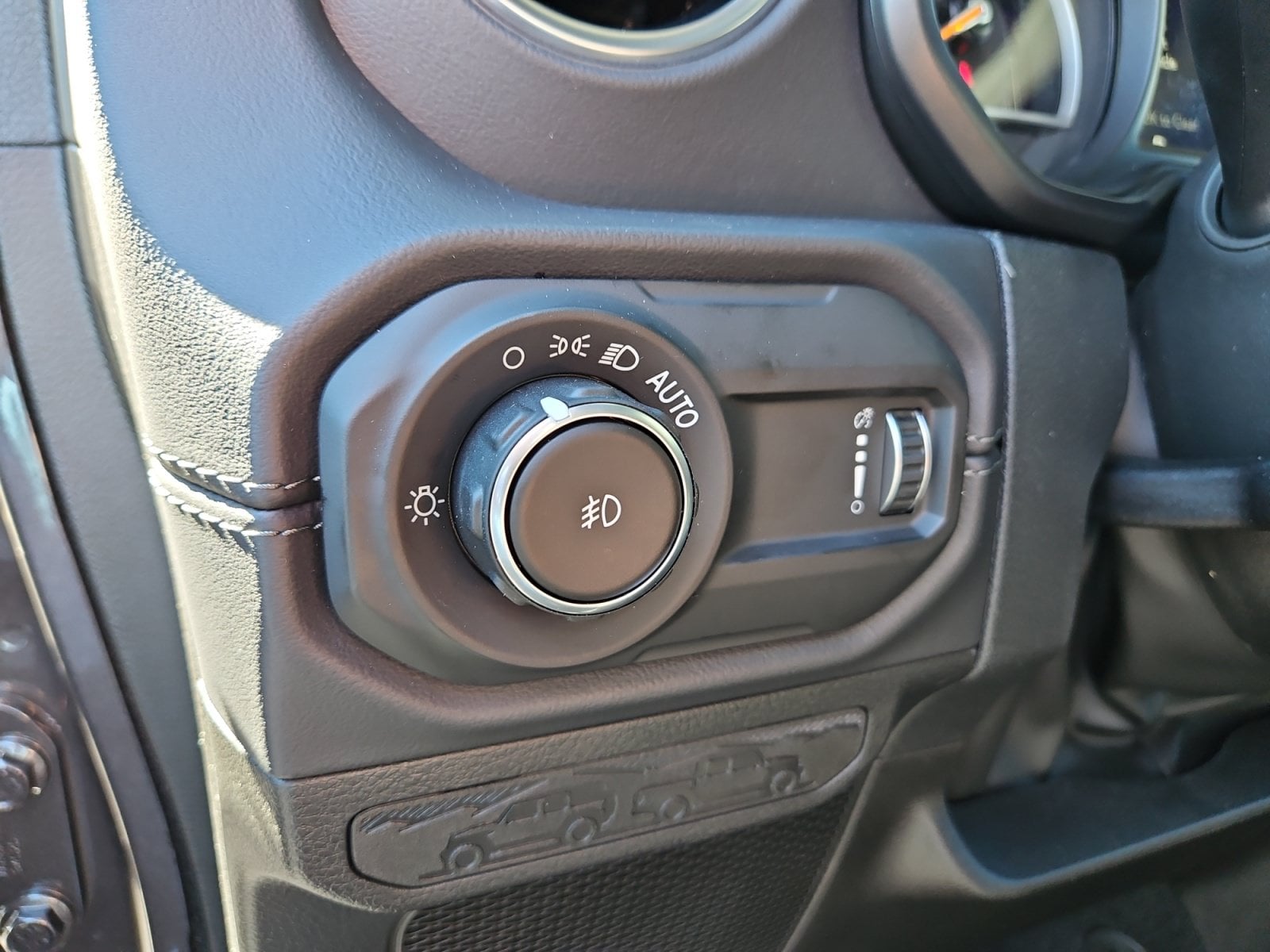 New 2027 Jeep Wrangler Sahara - photo - 21