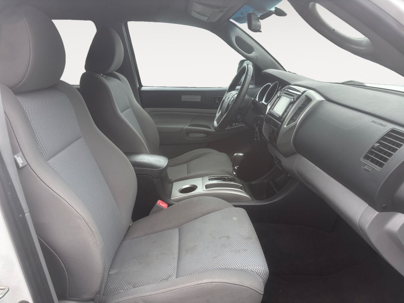 Pre-Owned 2014 Toyota Tacoma PreRunner - photo - 14
