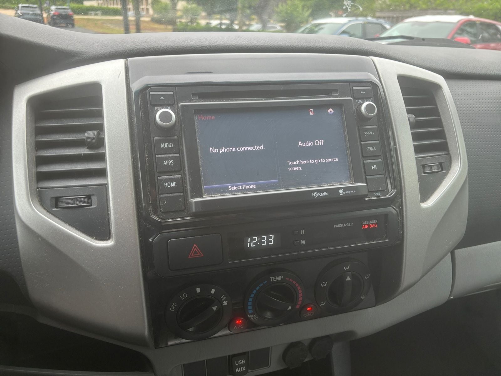 Pre-Owned 2014 Toyota Tacoma PreRunner - photo - 25