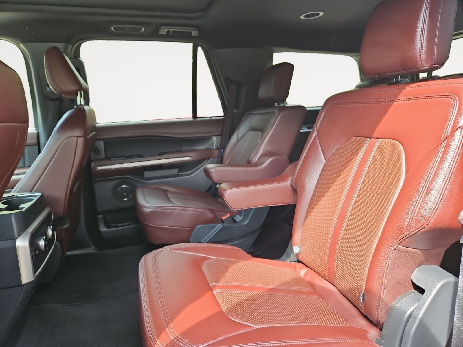 Pre-Owned 2024 Ford Expedition Limited - photo - 12