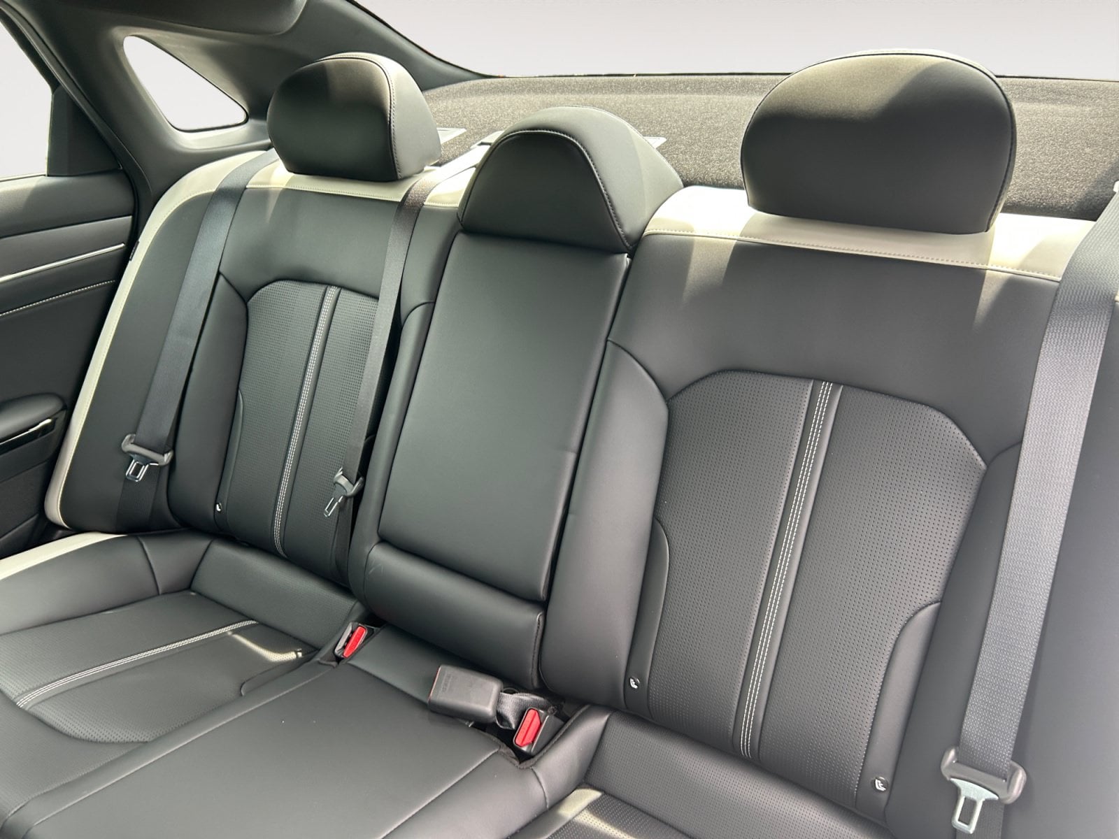 New 2026 Kia K5 GT-Line - photo - 12