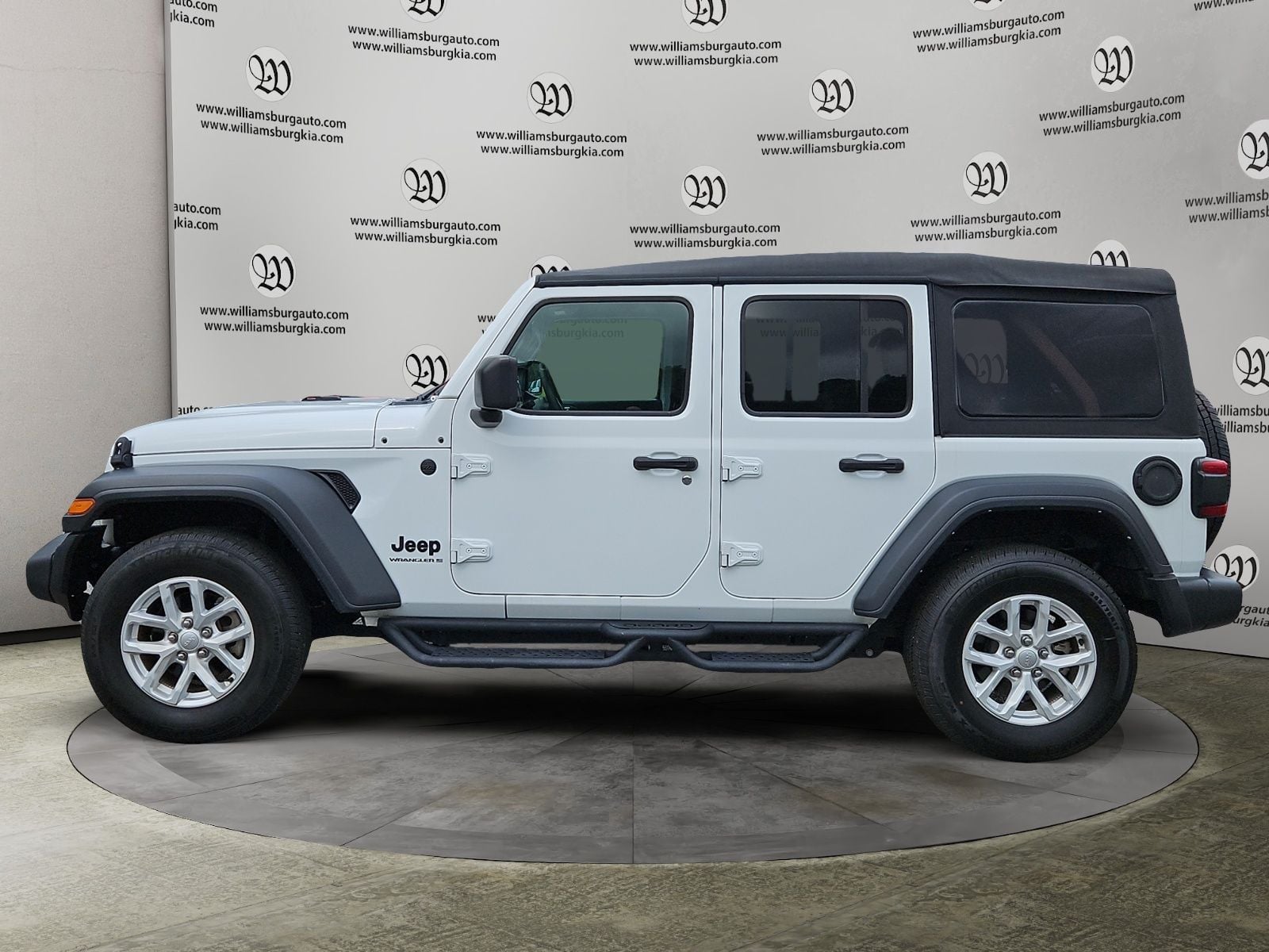 Pre-Owned 2023 Jeep Wrangler Sport S - photo - 1