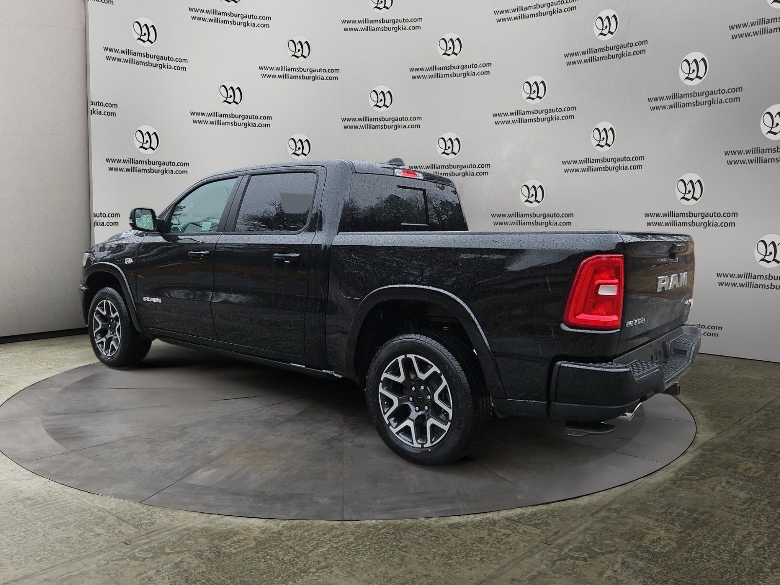 New 2026 Ram 1500 Laramie - photo - 2