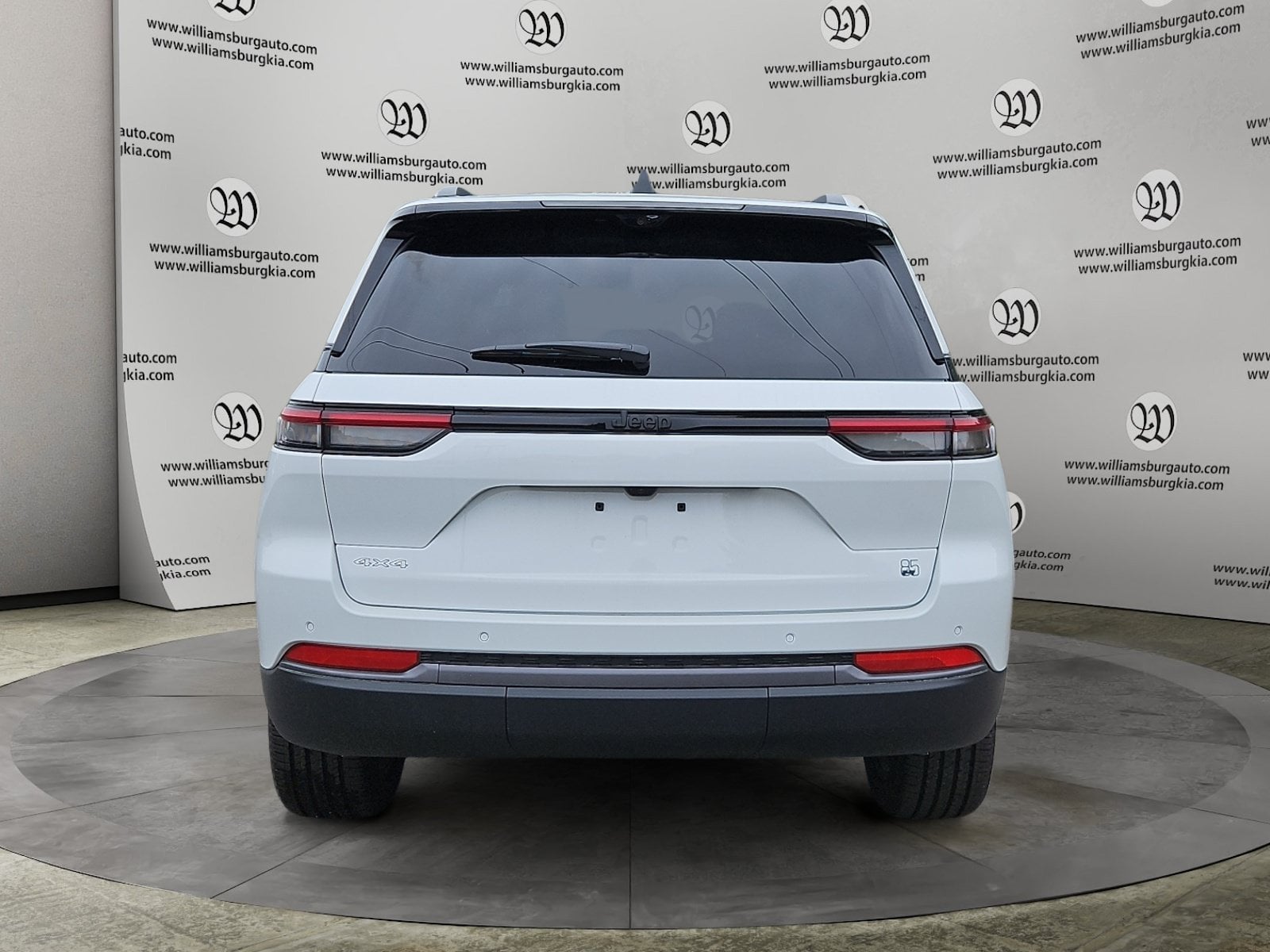 New 2026 Jeep Grand Cherokee - photo - 3