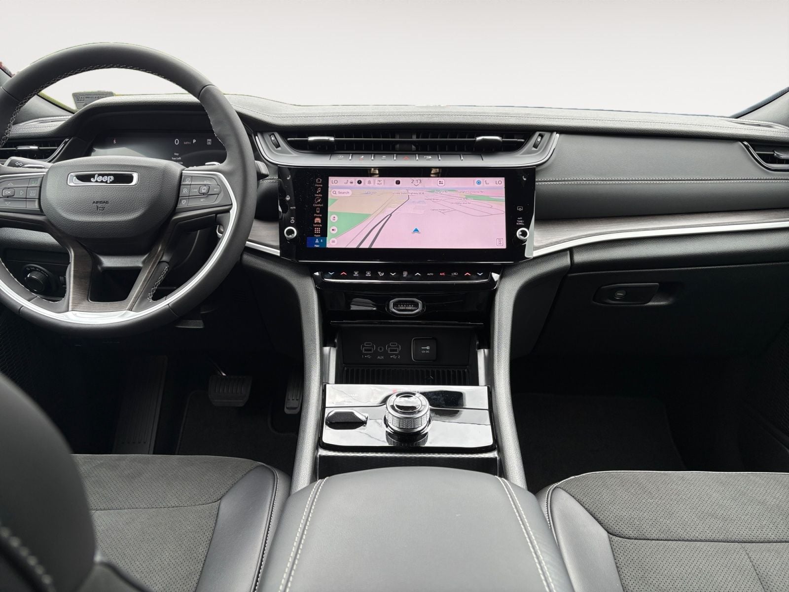 New 2026 Jeep Grand Cherokee L Altitude - photo - 9
