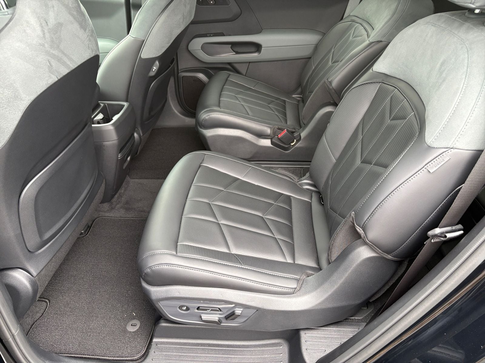 New 2027 Kia Telluride Hybrid X-Line SX Prestige - photo - 16