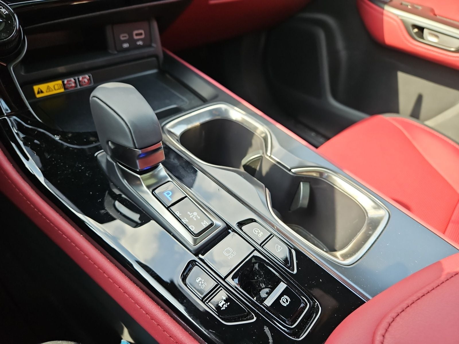 Pre-Owned 2025 Lexus NX 350 Luxury - photo - 25