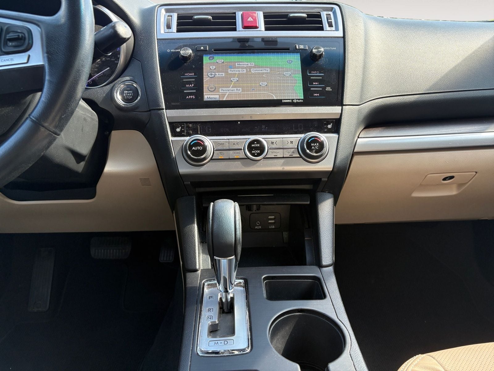 Pre-Owned 2015 Subaru Legacy 2.5i - photo - 10