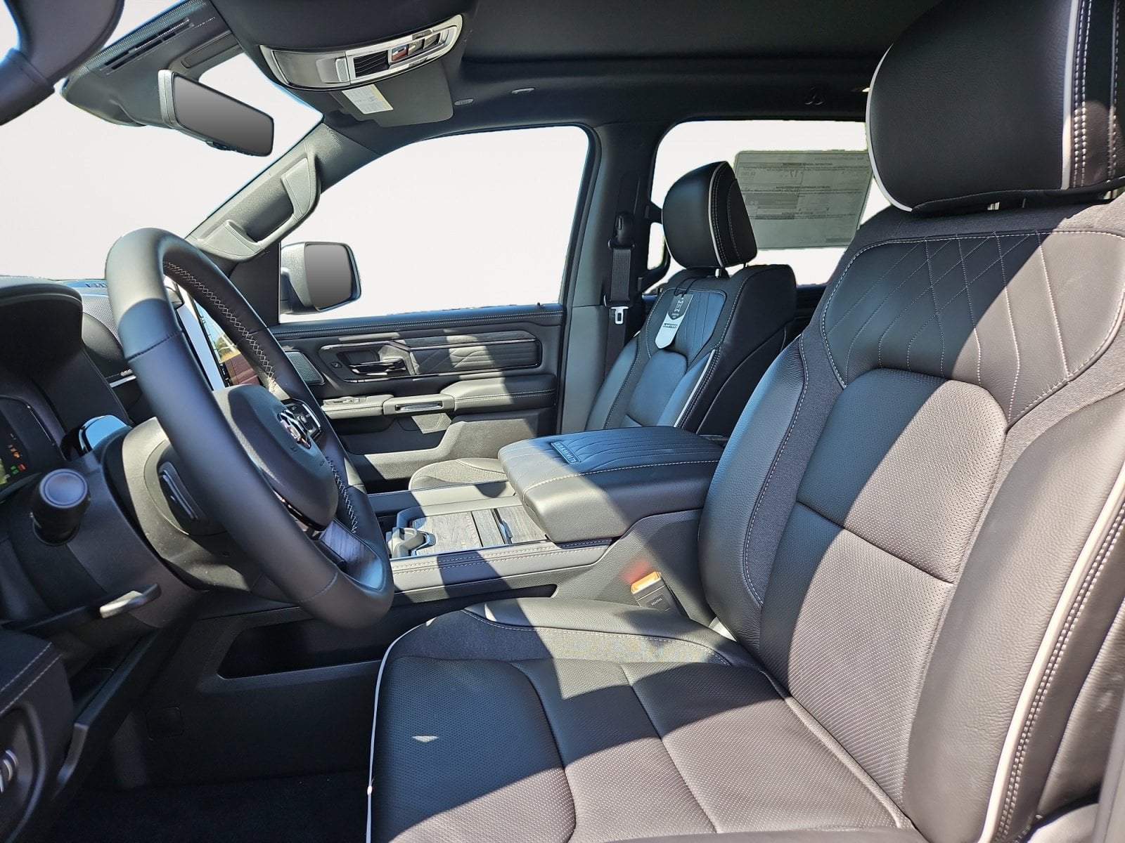 New 2027 Ram 1500 Limited - photo - 8