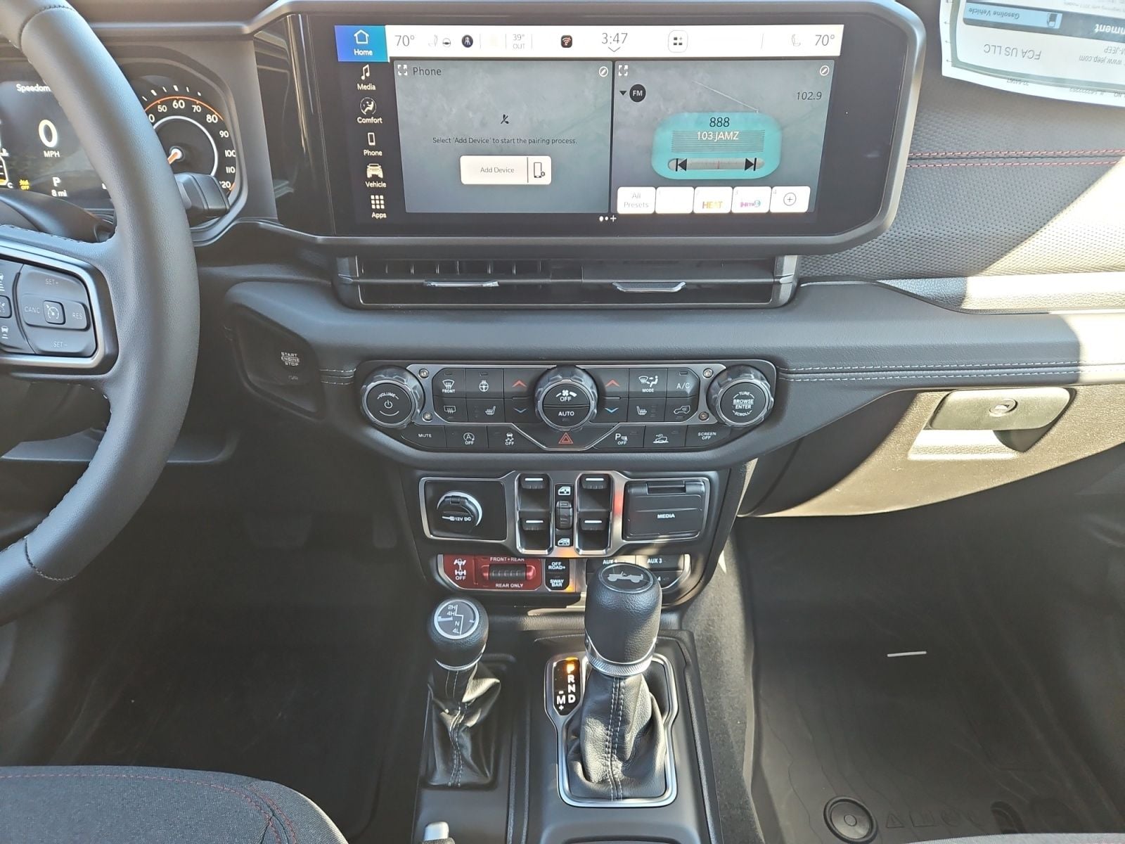New 2026 Jeep Wrangler Rubicon - photo - 10