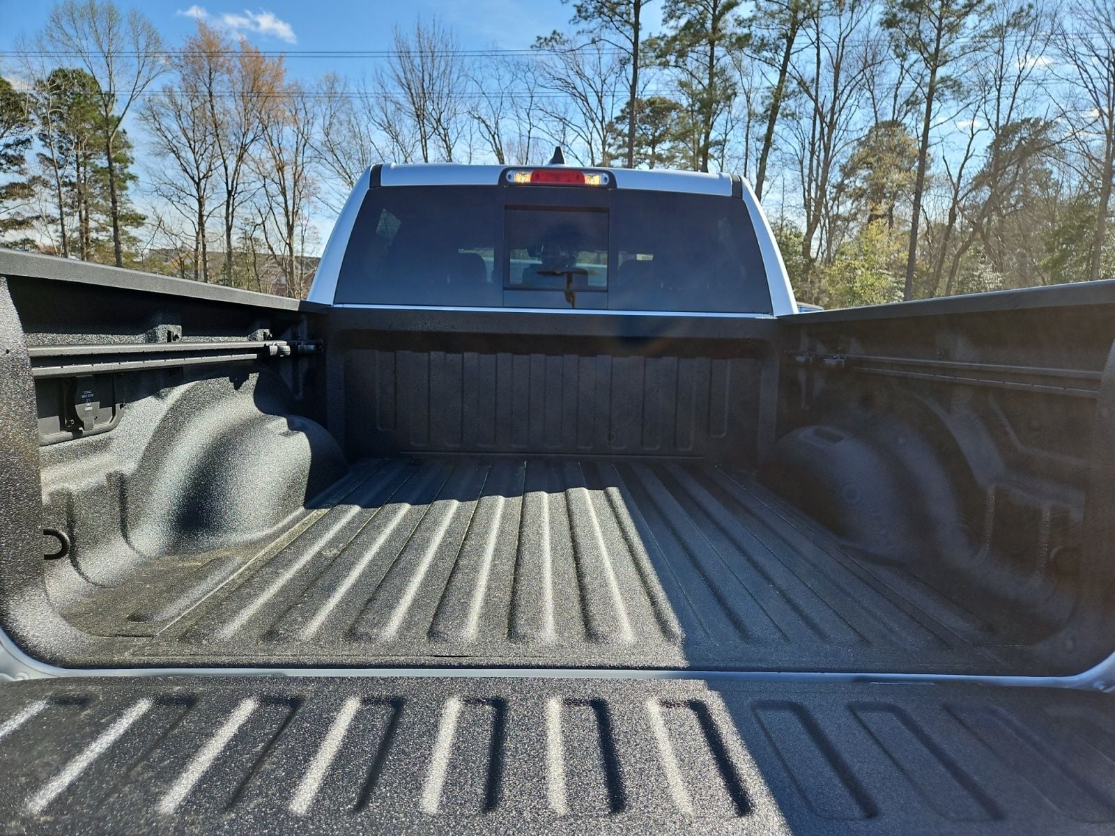 New 2026 Ram 1500 Laramie - photo - 18