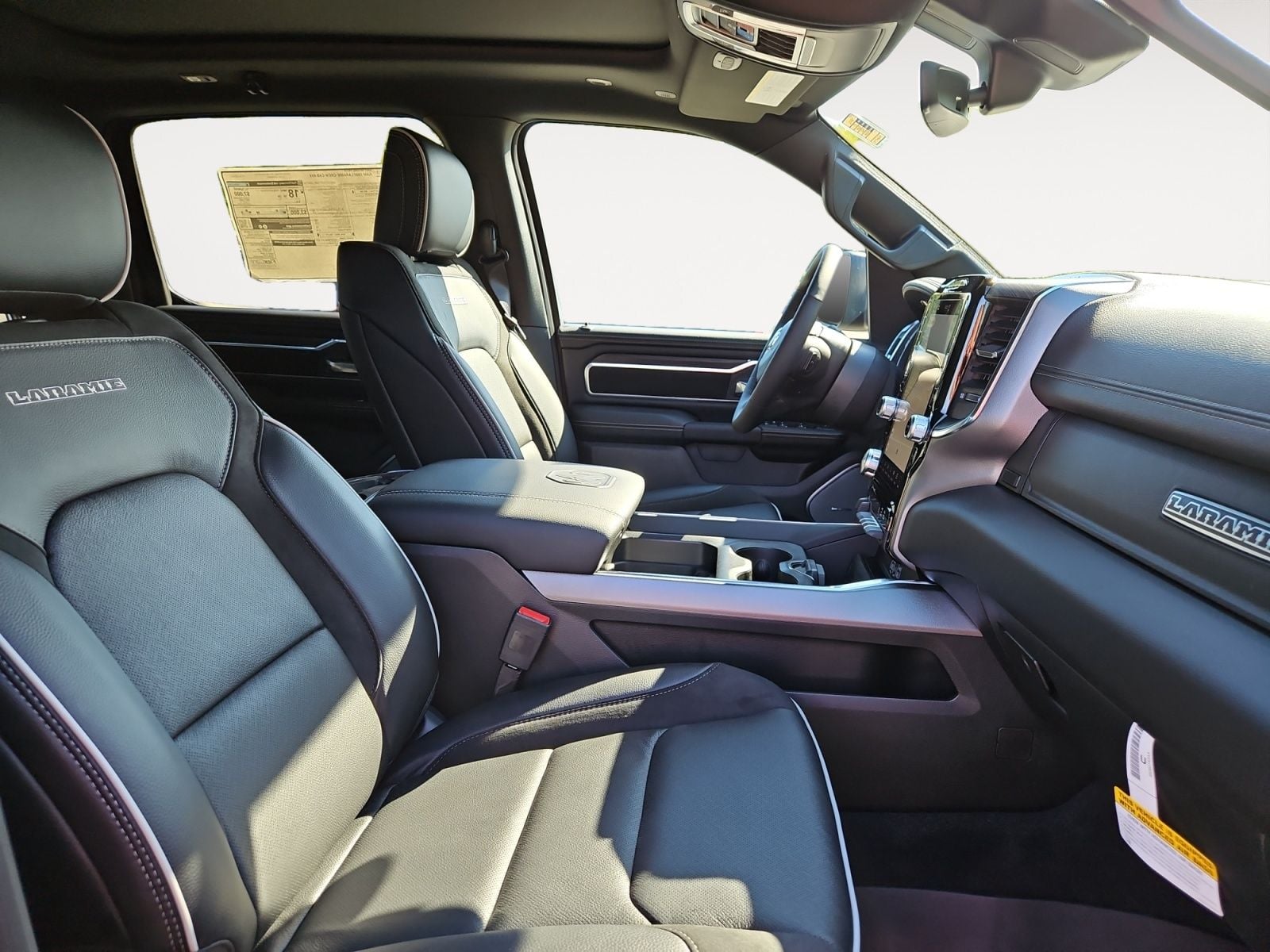 New 2027 Ram 1500 Laramie - photo - 14