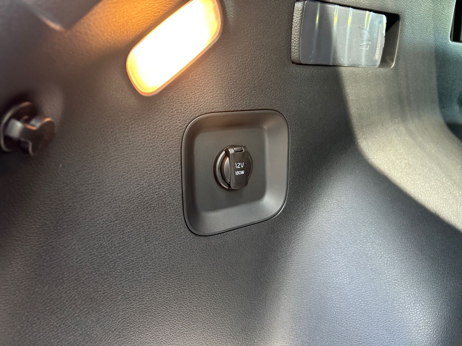 New 2027 Kia Sportage Hybrid S - photo - 16