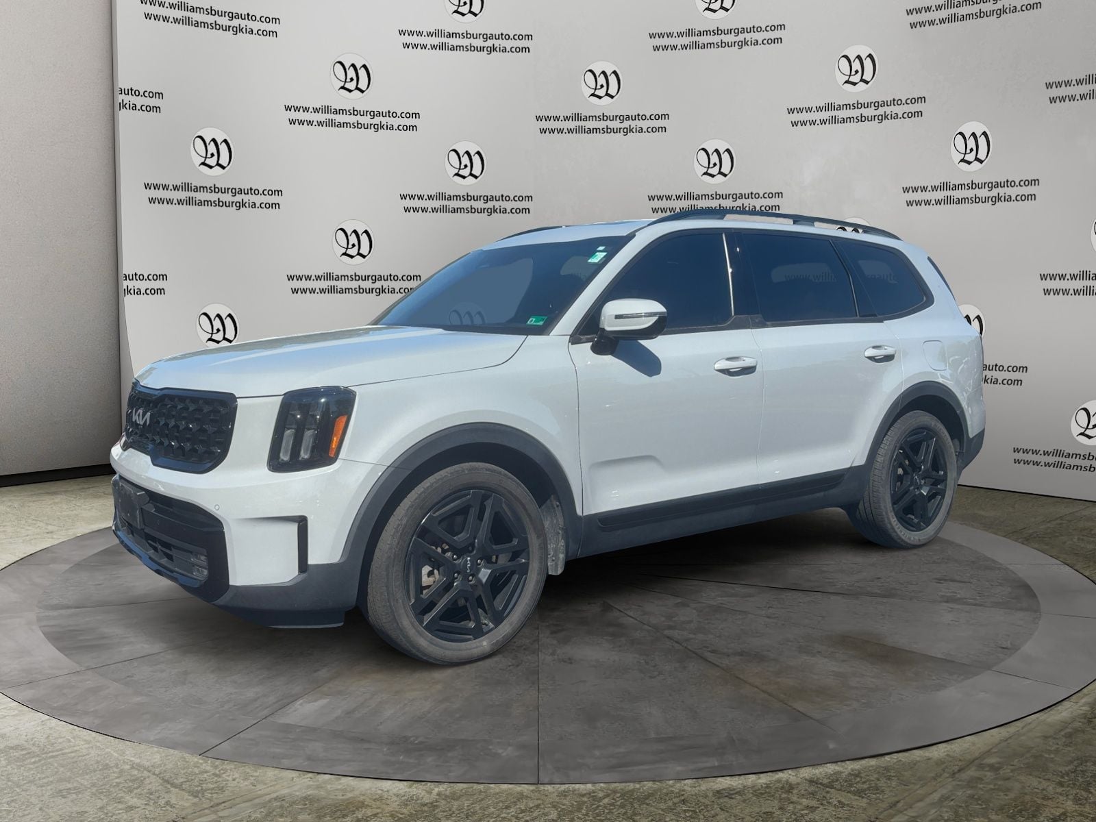 Pre-Owned 2024 Kia Telluride SX-Prestige X-Line - photo - 0