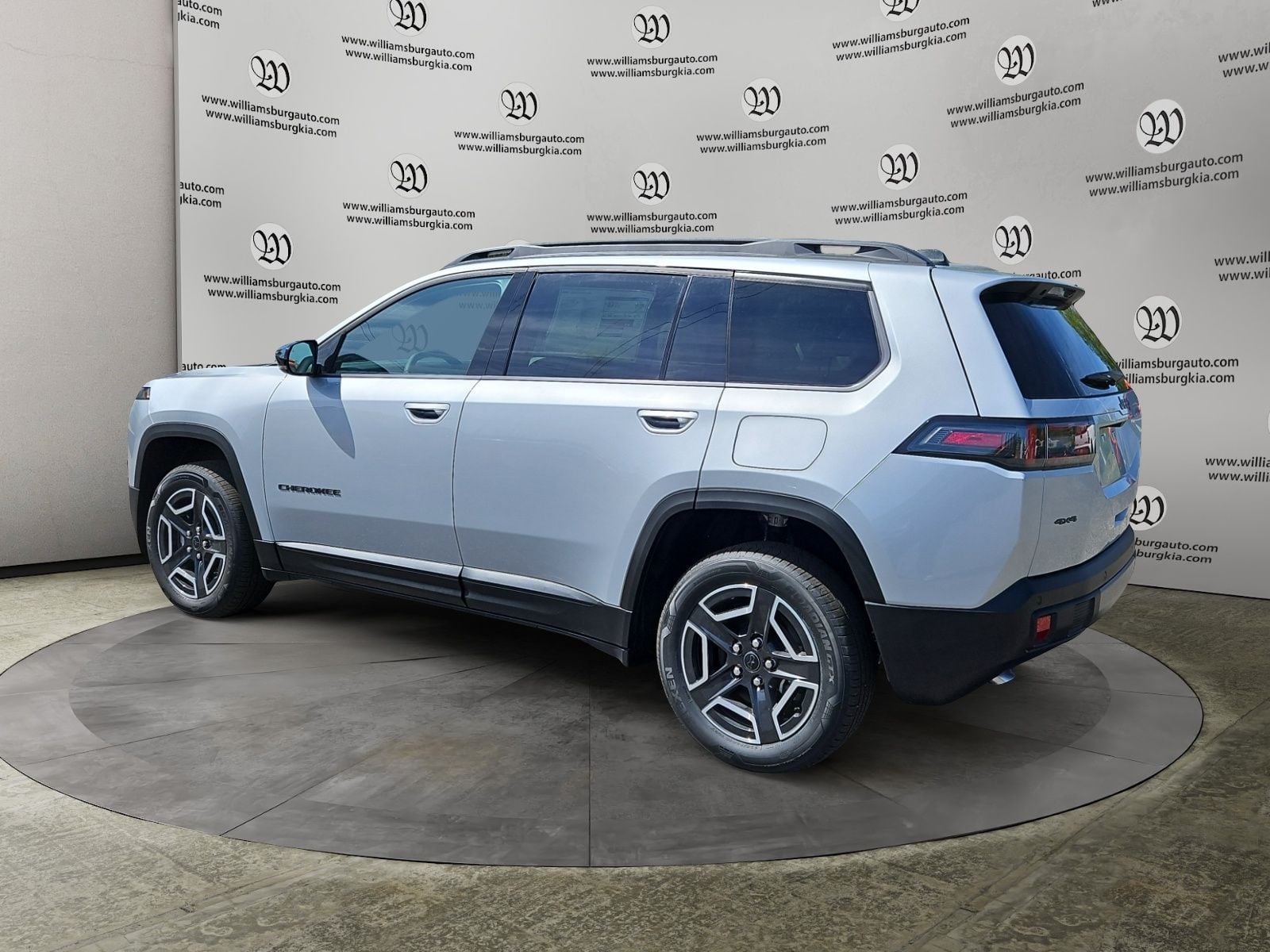New 2026 Jeep Cherokee Limited - photo - 2