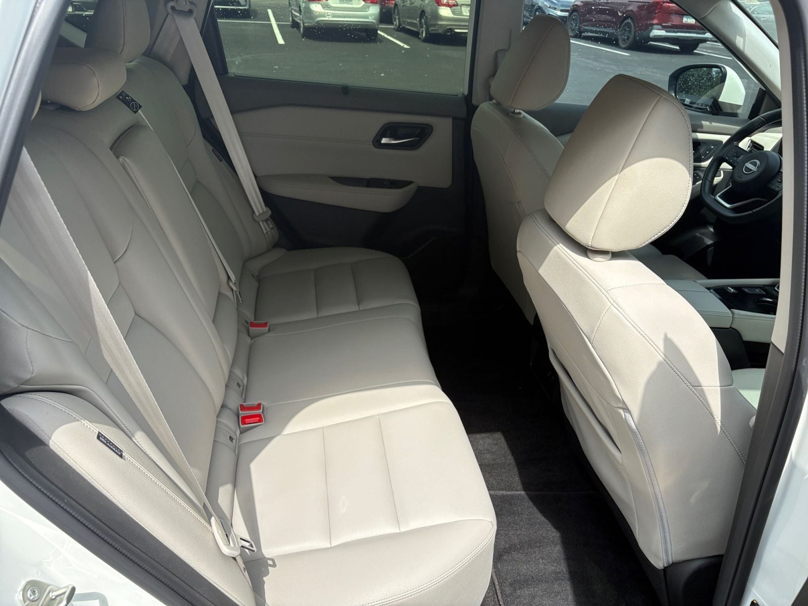 Pre-Owned 2023 Nissan Rogue SL - photo - 15