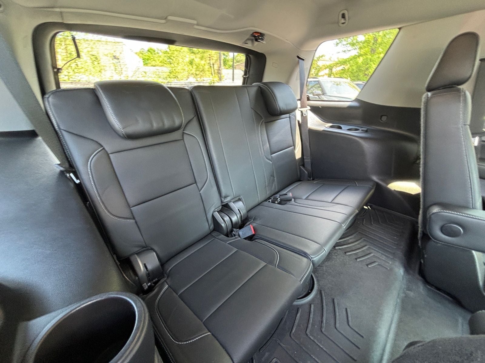 Pre-Owned 2019 Chevrolet Tahoe Premier - photo - 17