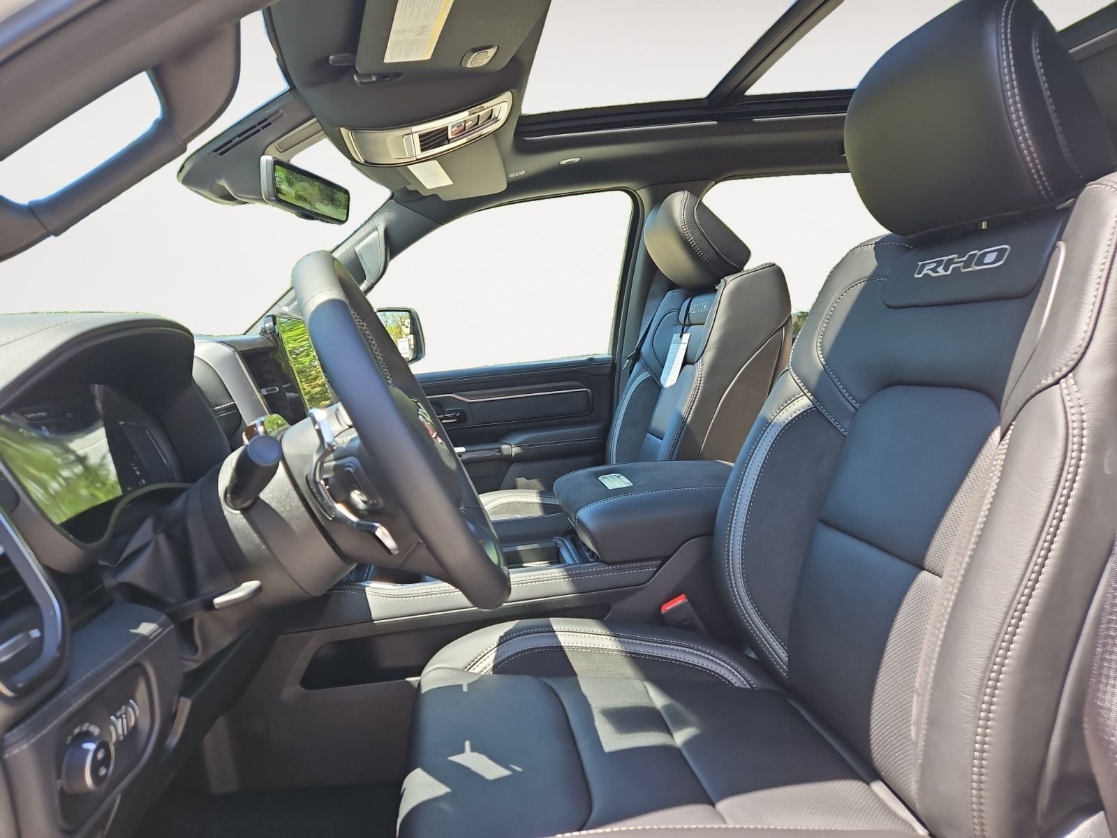 New 2026 Ram 1500 RHO - photo - 8