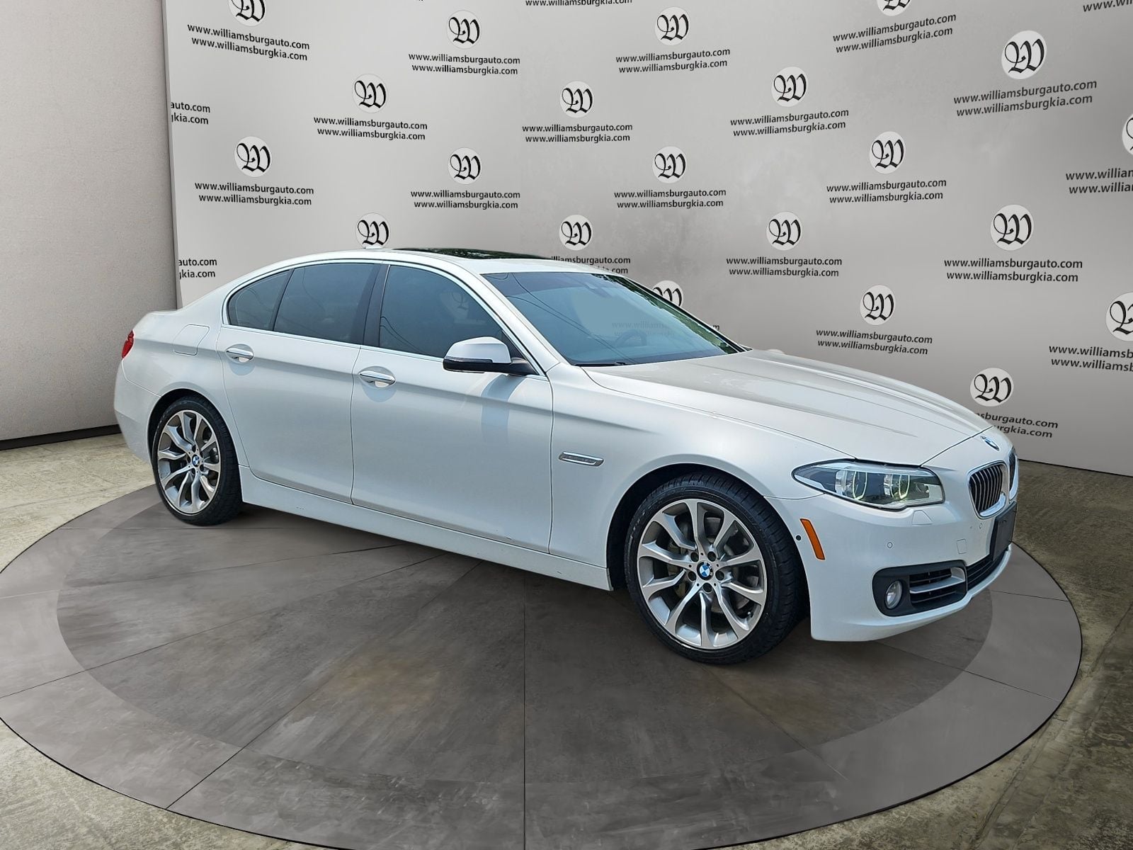 Pre-Owned 2016 BMW 5 Series 535i xDrive - photo - 6