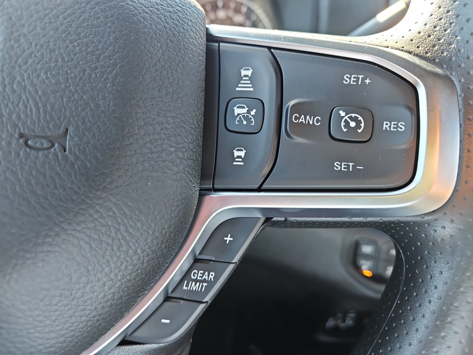 New 2027 Ram 2500 Tradesman - photo - 25