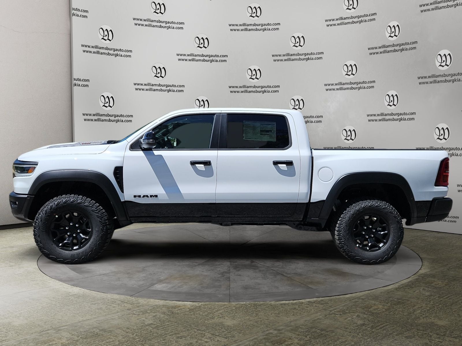 New 2026 Ram 1500 RHO - photo - 1