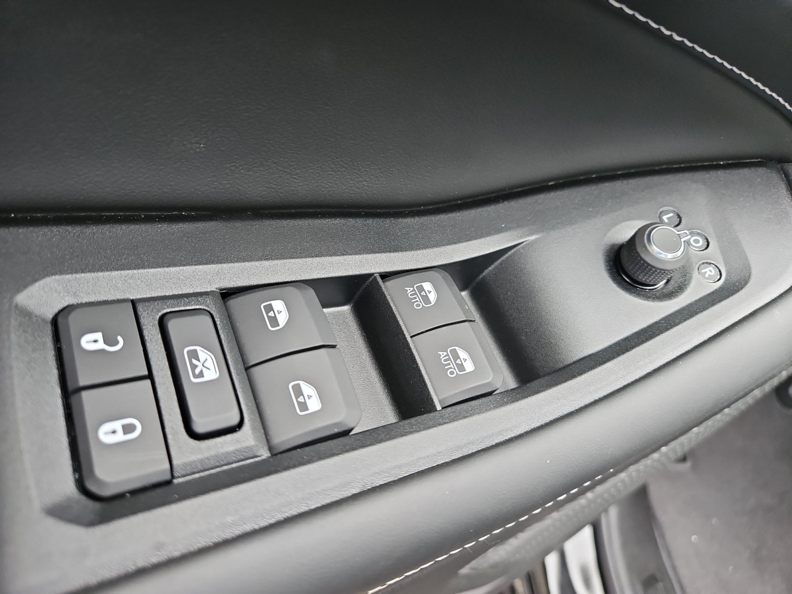 New 2026 Jeep Grand Cherokee Limited Reserve - photo - 20