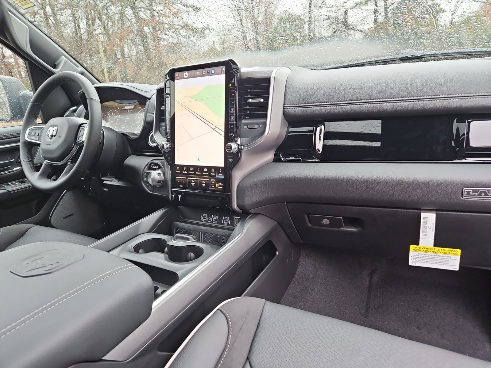 New 2026 Ram 1500 Laramie - photo - 15