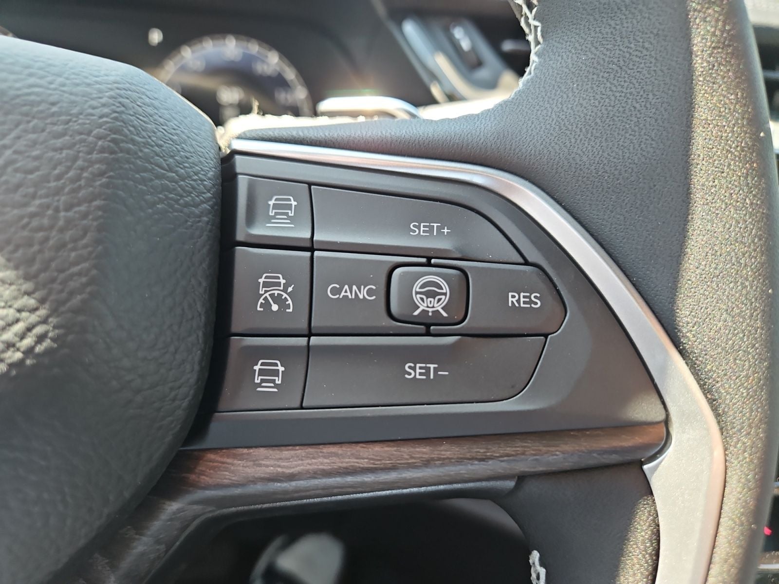 New 2026 Jeep Grand Cherokee Limited - photo - 25
