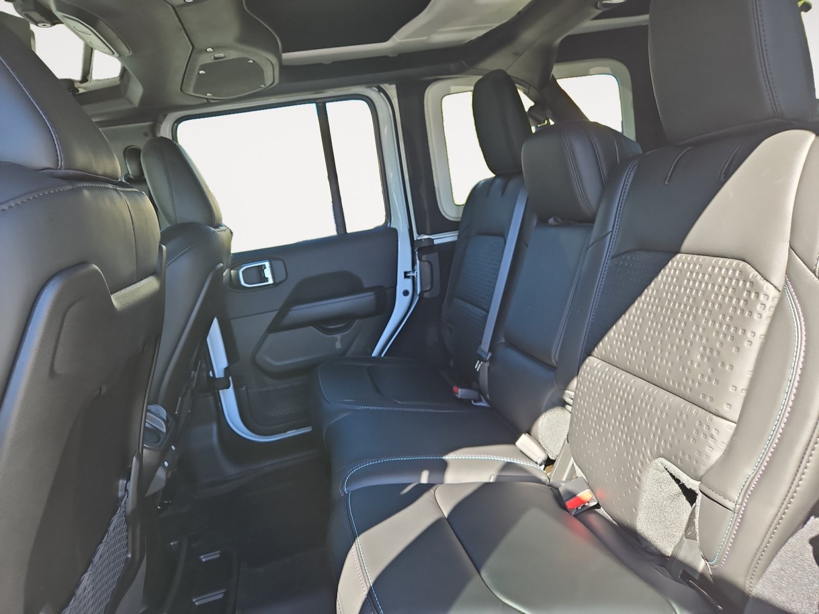 New 2027 Jeep Wrangler - photo - 12