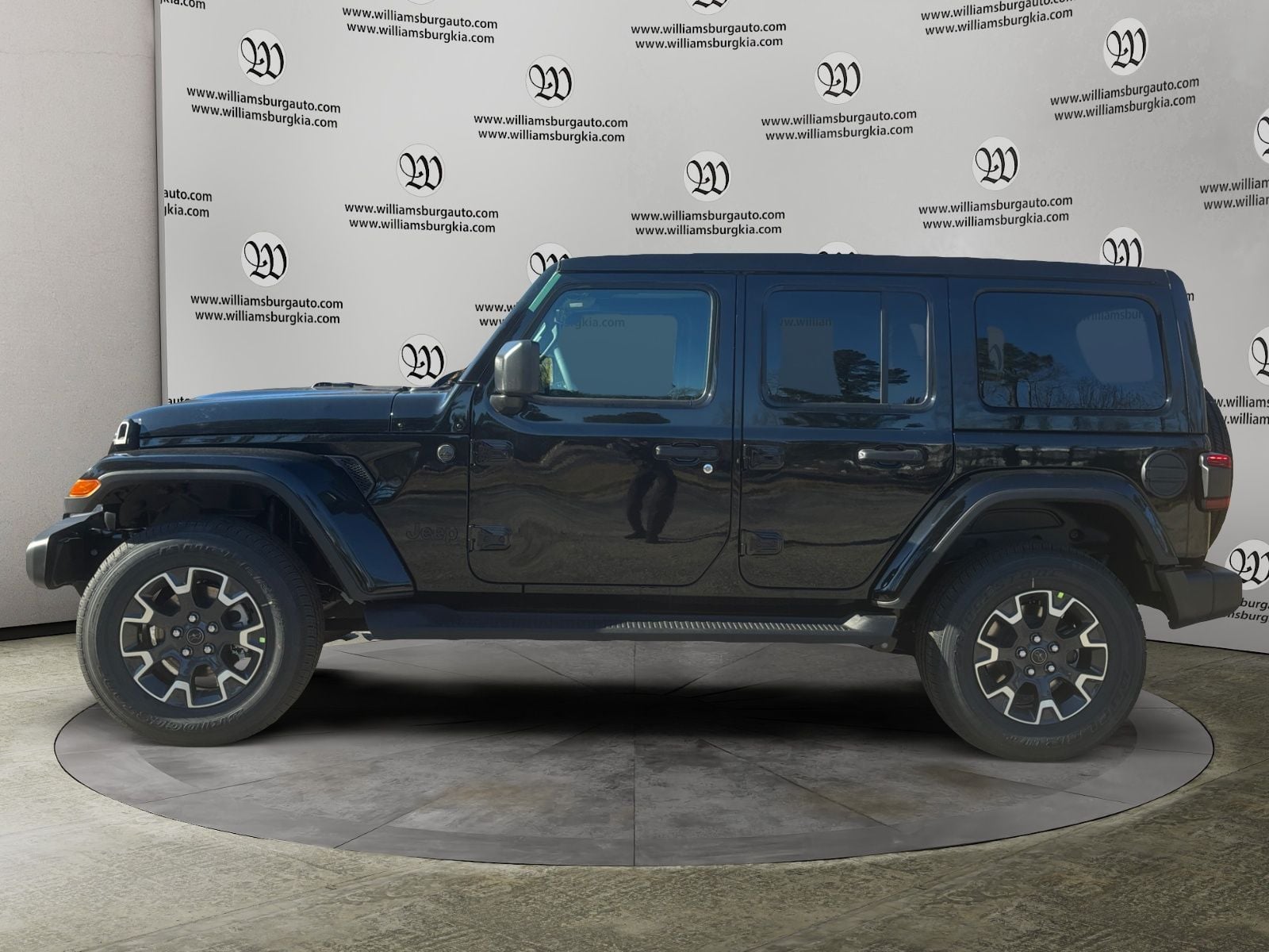 New 2026 Jeep Wrangler Sahara - photo - 1