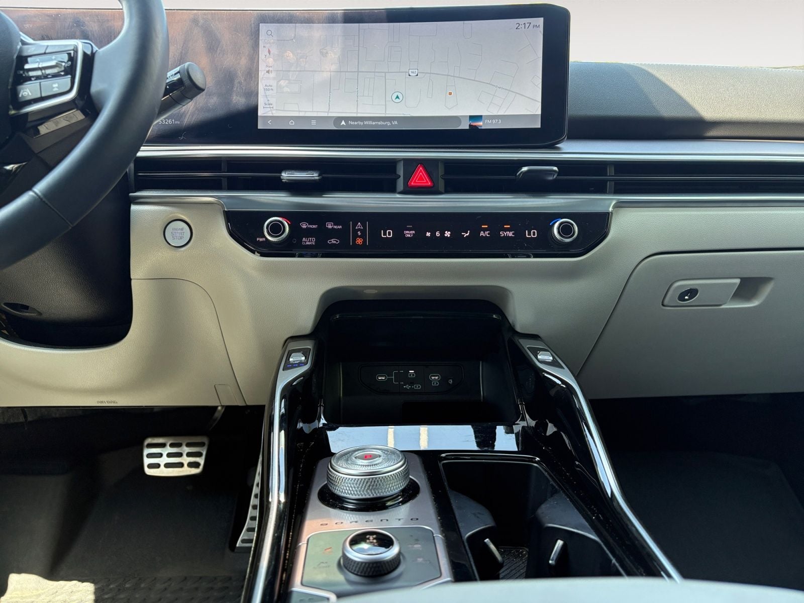 Pre-Owned 2025 Kia Sorento Plug-In Hybrid SX Prestige - photo - 10