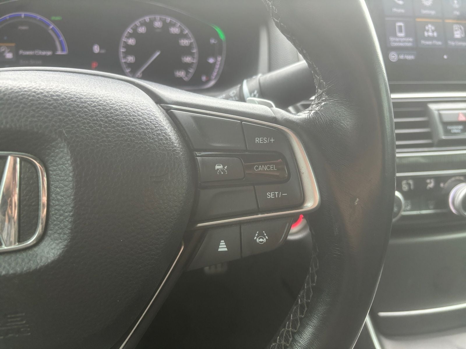 Pre-Owned 2022 Honda Accord Hybrid Sport - photo - 22