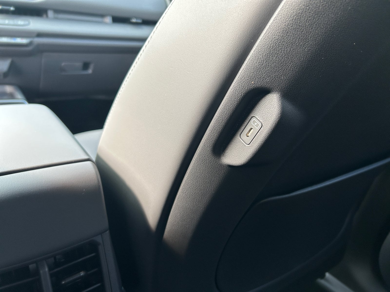 New 2027 Kia Seltos X-Line S - photo - 18