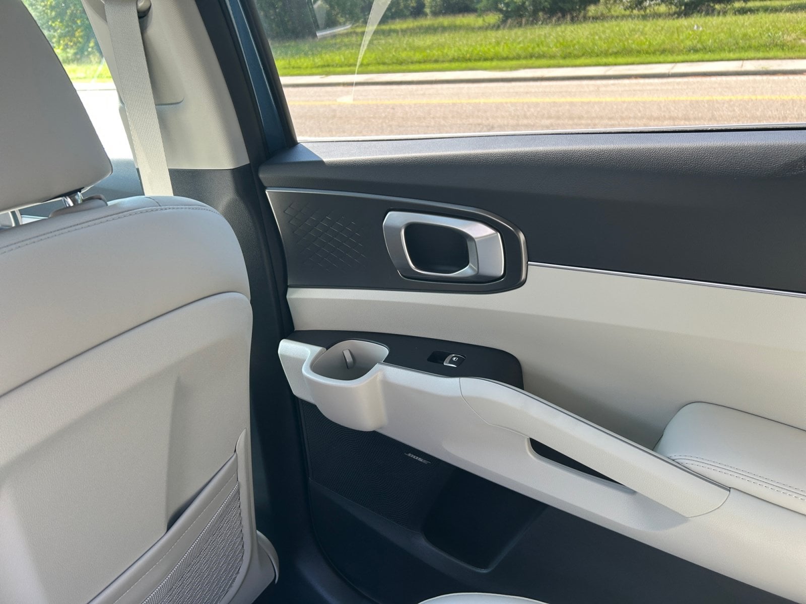 New 2026 Kia Sorento Hybrid EX - photo - 25