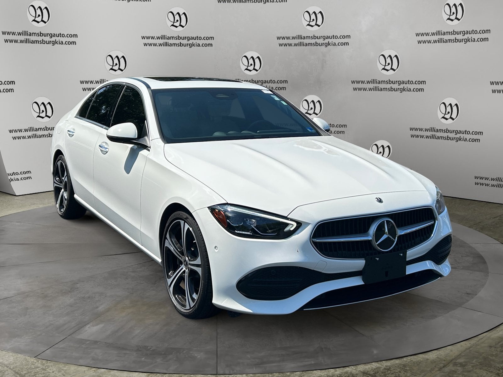 Pre-Owned 2024 Mercedes-Benz C-Class C 300 - photo - 6