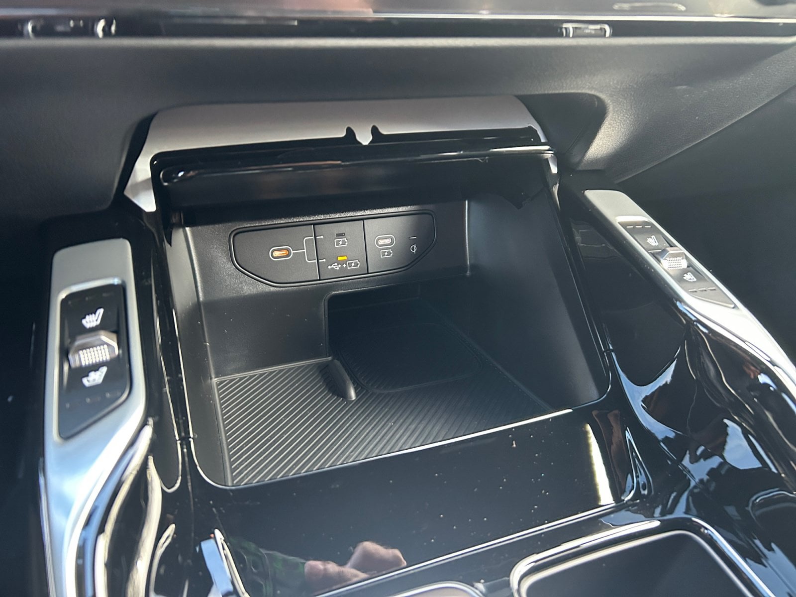 New 2026 Kia Sorento Hybrid X-Line SX Prestige - photo - 23