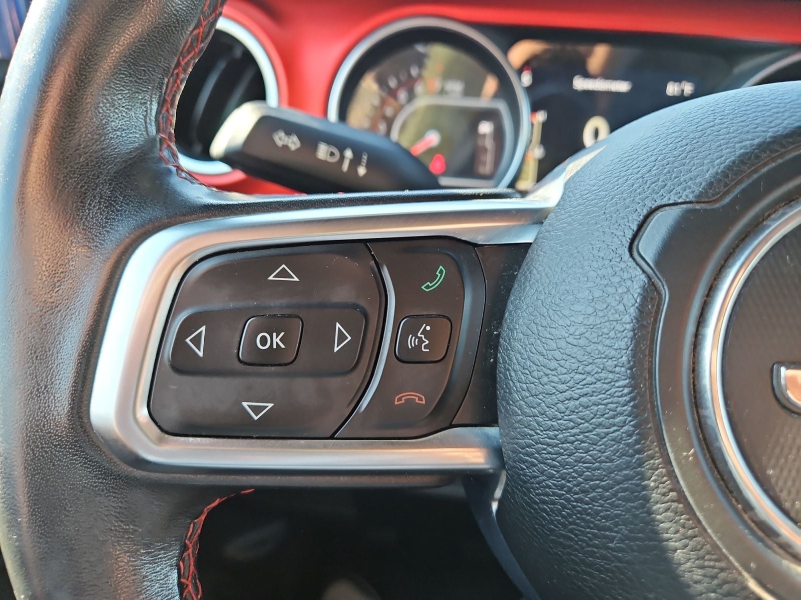 Pre-Owned 2019 Jeep Wrangler Rubicon - photo - 23