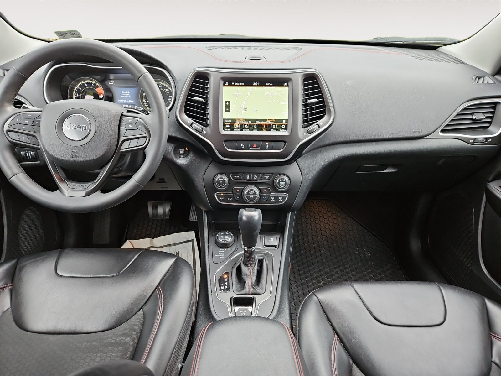 Pre-Owned 2022 Jeep Cherokee Trailhawk - photo - 9