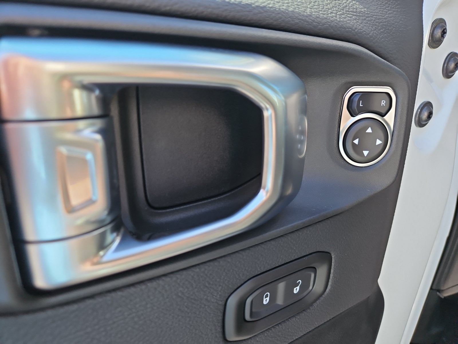 New 2027 Jeep Wrangler - photo - 21