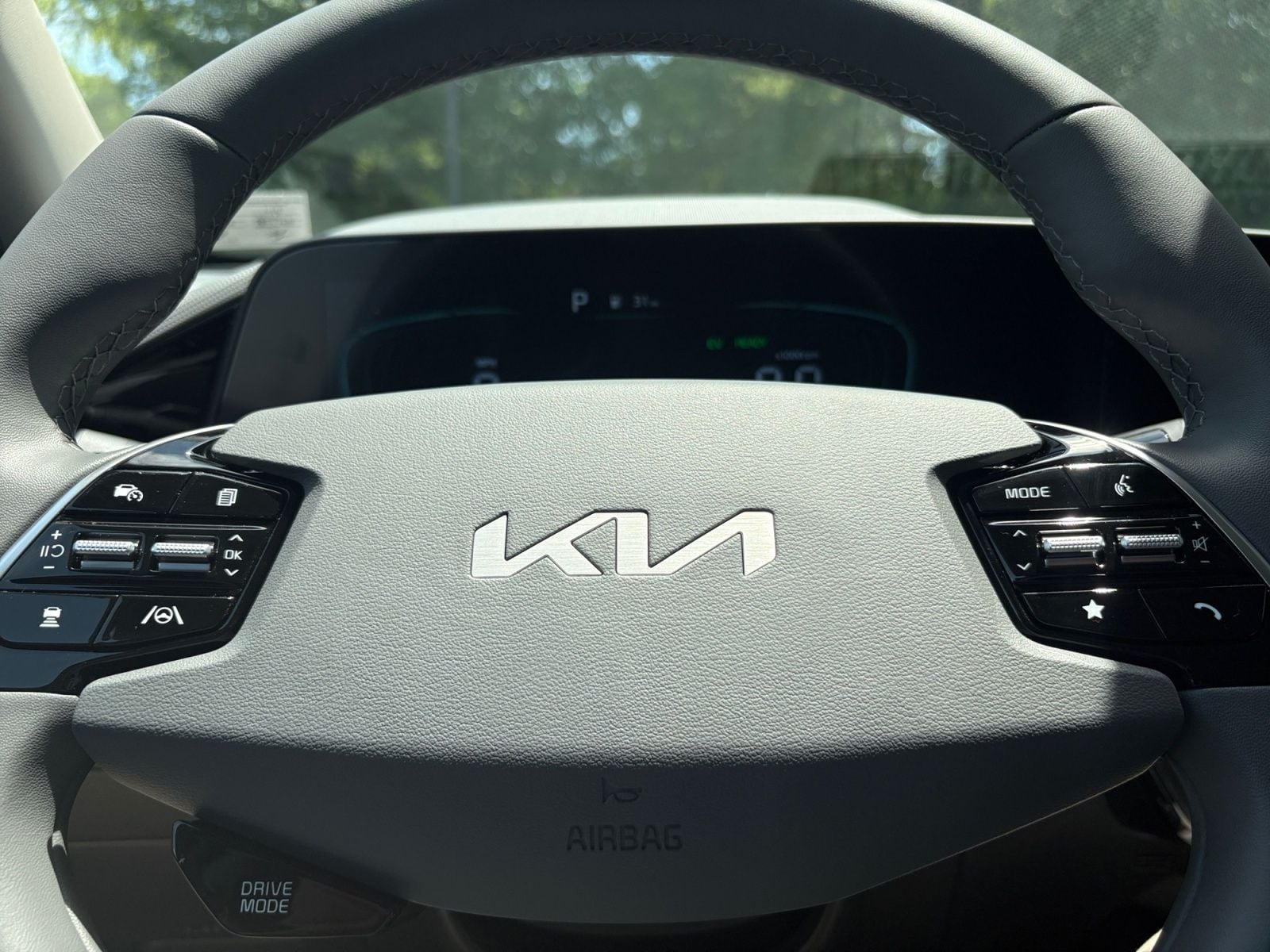 New 2026 Kia Niro SX - photo - 24