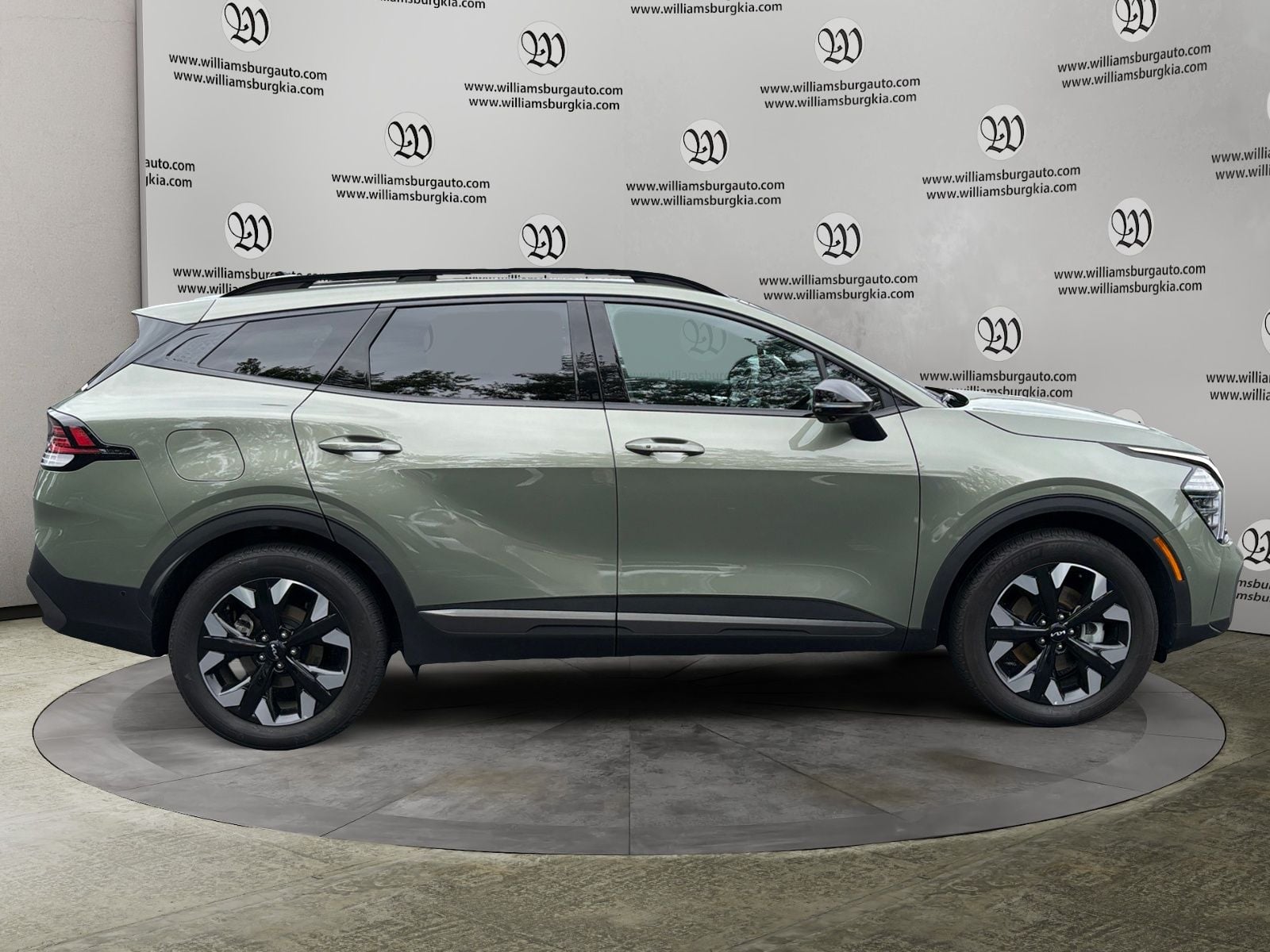Pre-Owned 2024 Kia Sportage Plug-In Hybrid X-Line Prestige - photo - 5