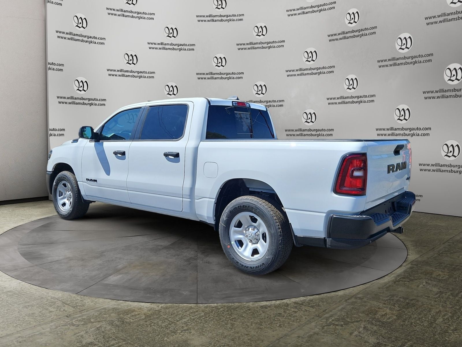 New 2026 Ram 1500 Tradesman - photo - 2