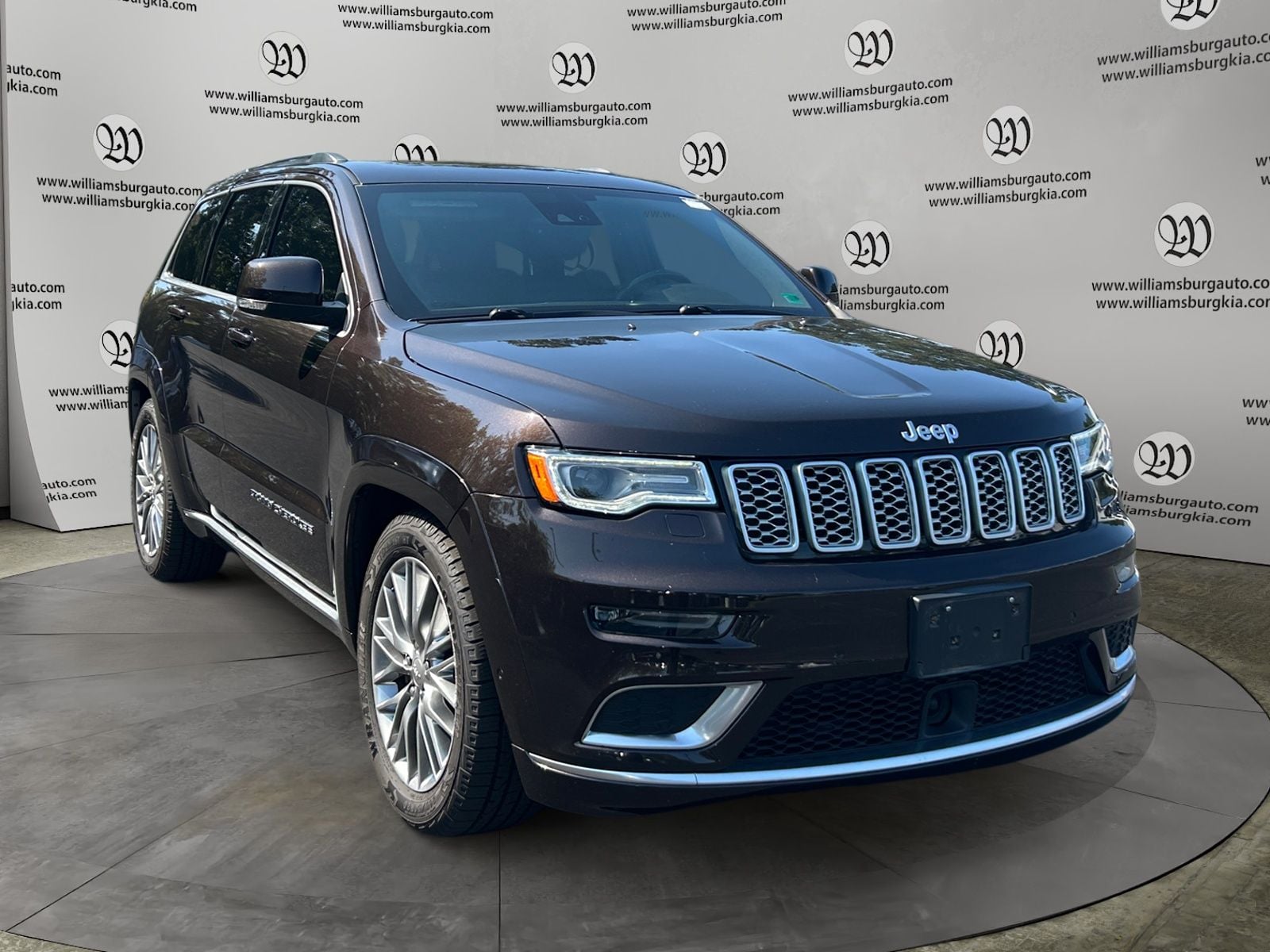 Pre-Owned 2017 Jeep Grand Cherokee Summit - photo - 6