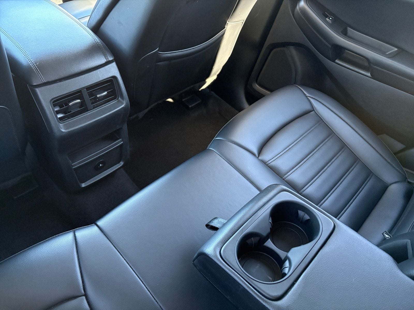 Pre-Owned 2024 Ford Edge SEL - photo - 17