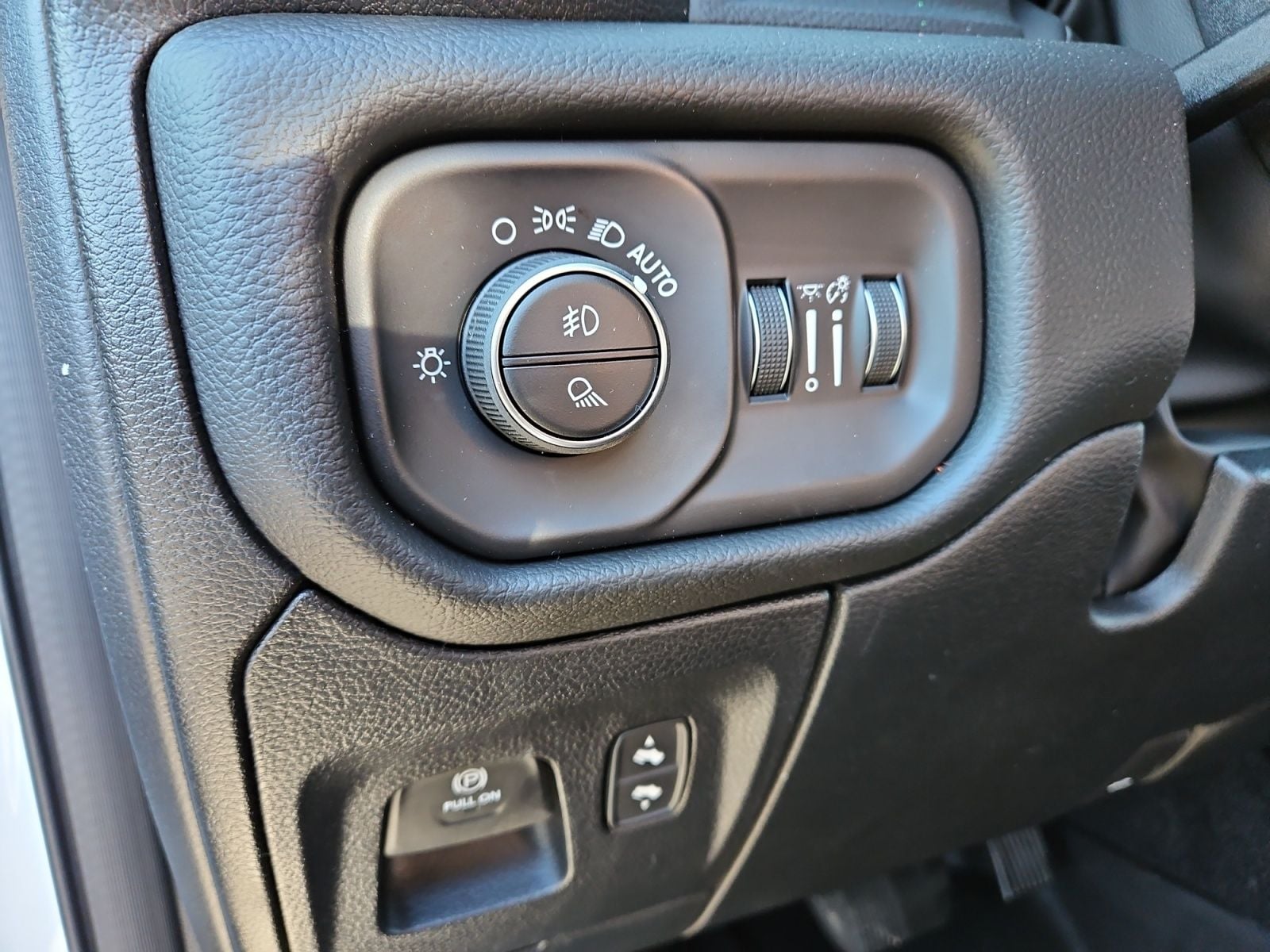 New 2026 Ram 1500 Rebel - photo - 22