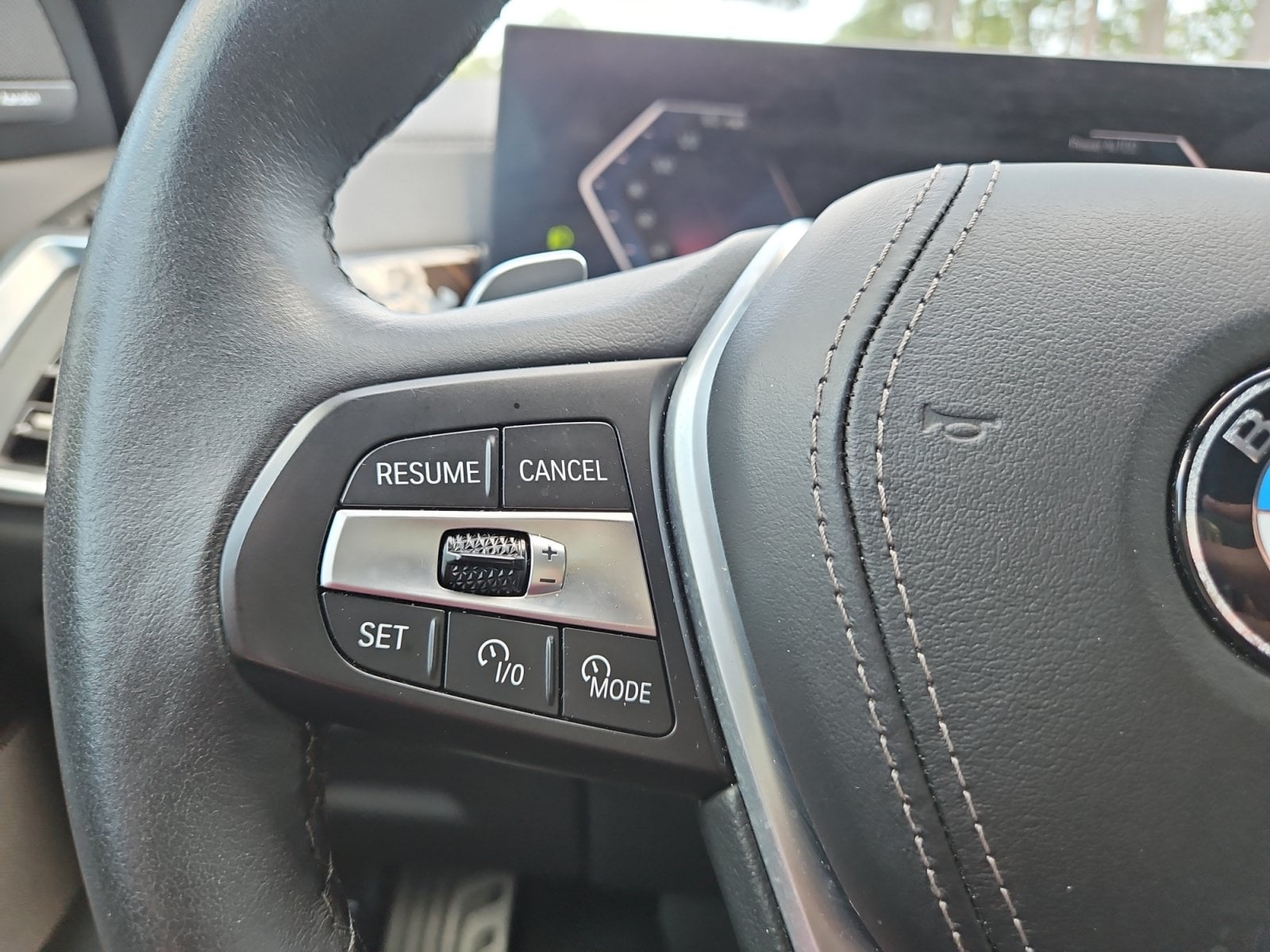 Pre-Owned 2026 BMW X5 xDrive40i - photo - 23