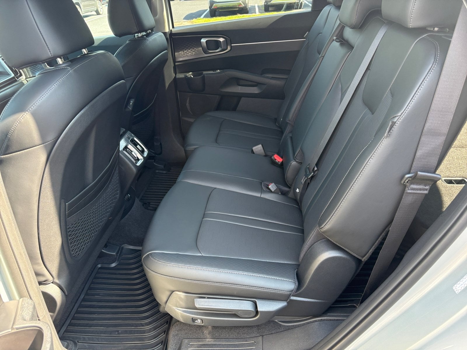 New 2026 Kia Sorento S - photo - 16
