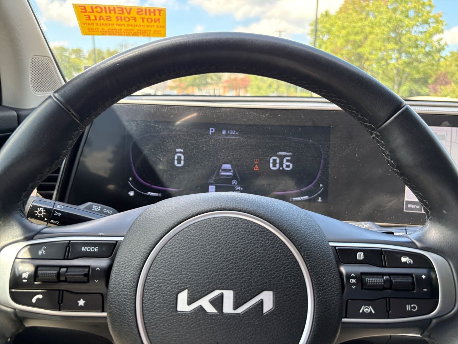 Pre-Owned 2024 Kia Sportage EX - photo - 23