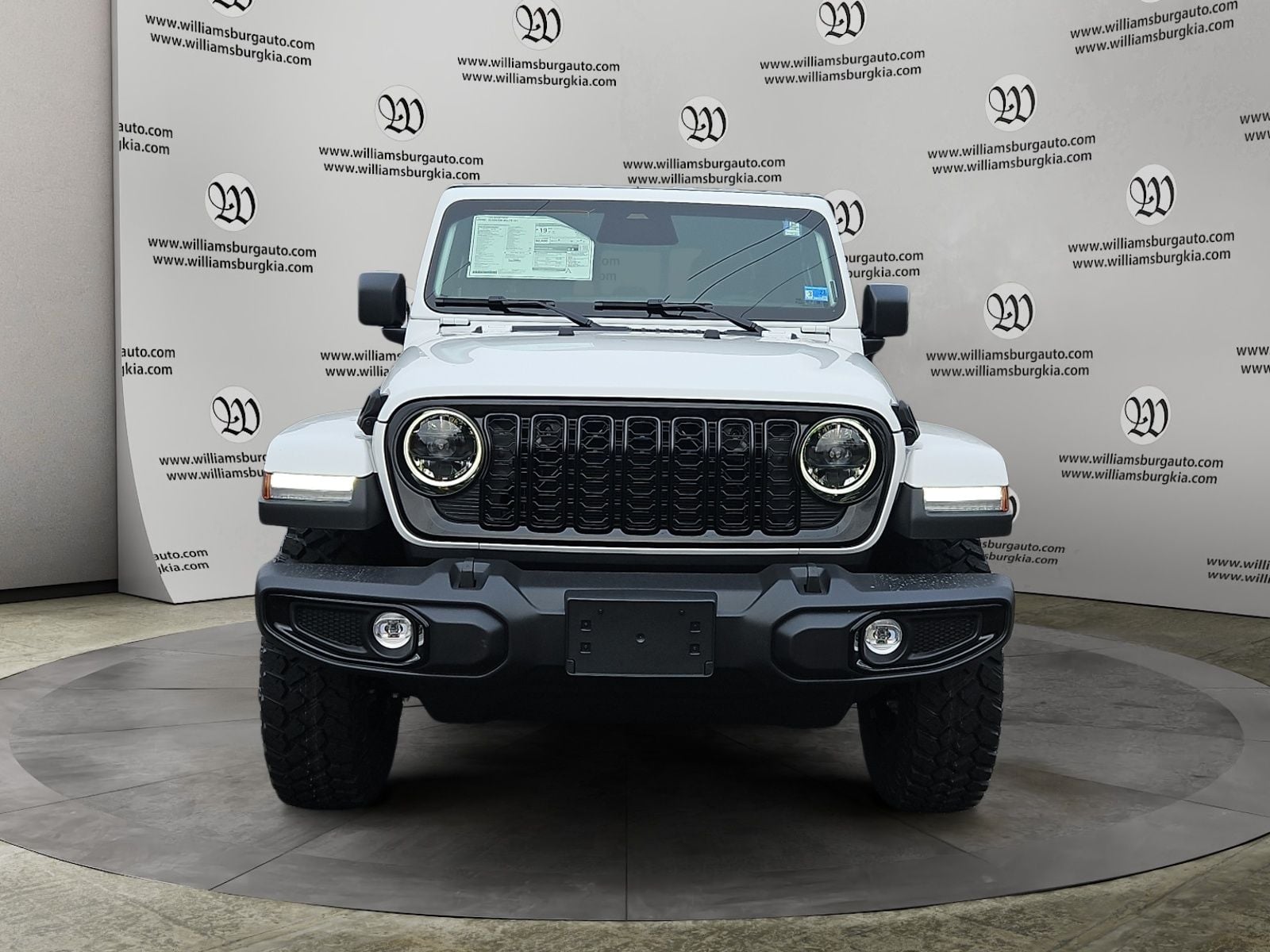 New 2026 Jeep Gladiator Willys - photo - 7